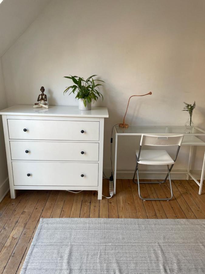 Charming Room In Eu District Brüsszel Kültér fotó